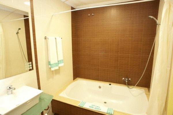 Hotel Hotel Holiday